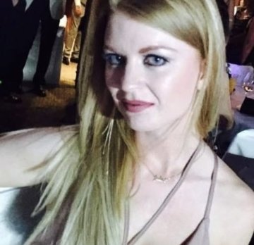 Valejuju989 from Wrexham,United Kingdom